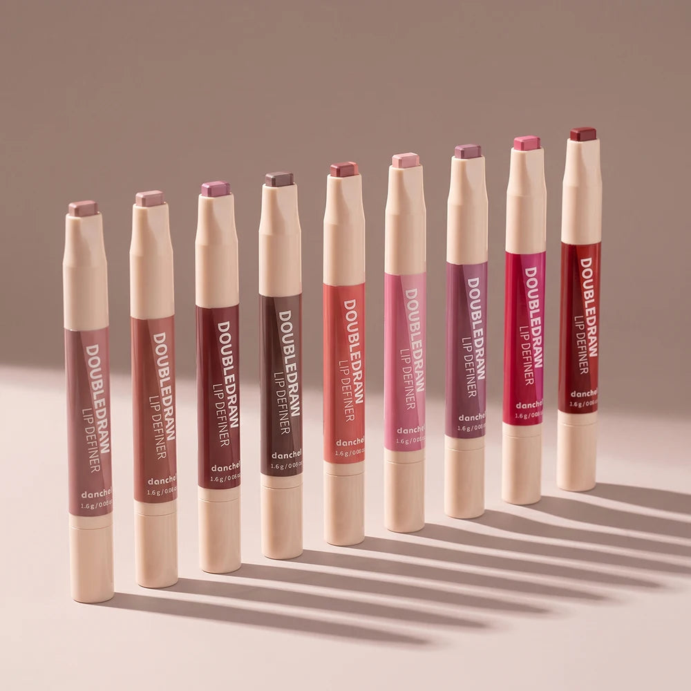 Lip Contour Liner and Lip Gloss Stick for Defined Long Lasting Matte Finish
